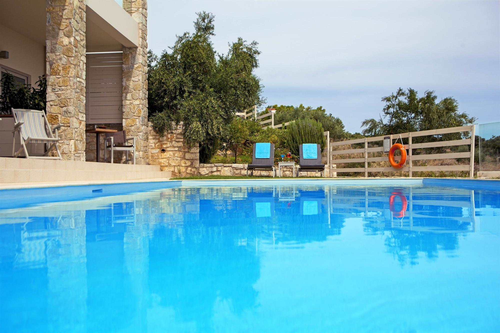 Camvillia Messinia Hotel
