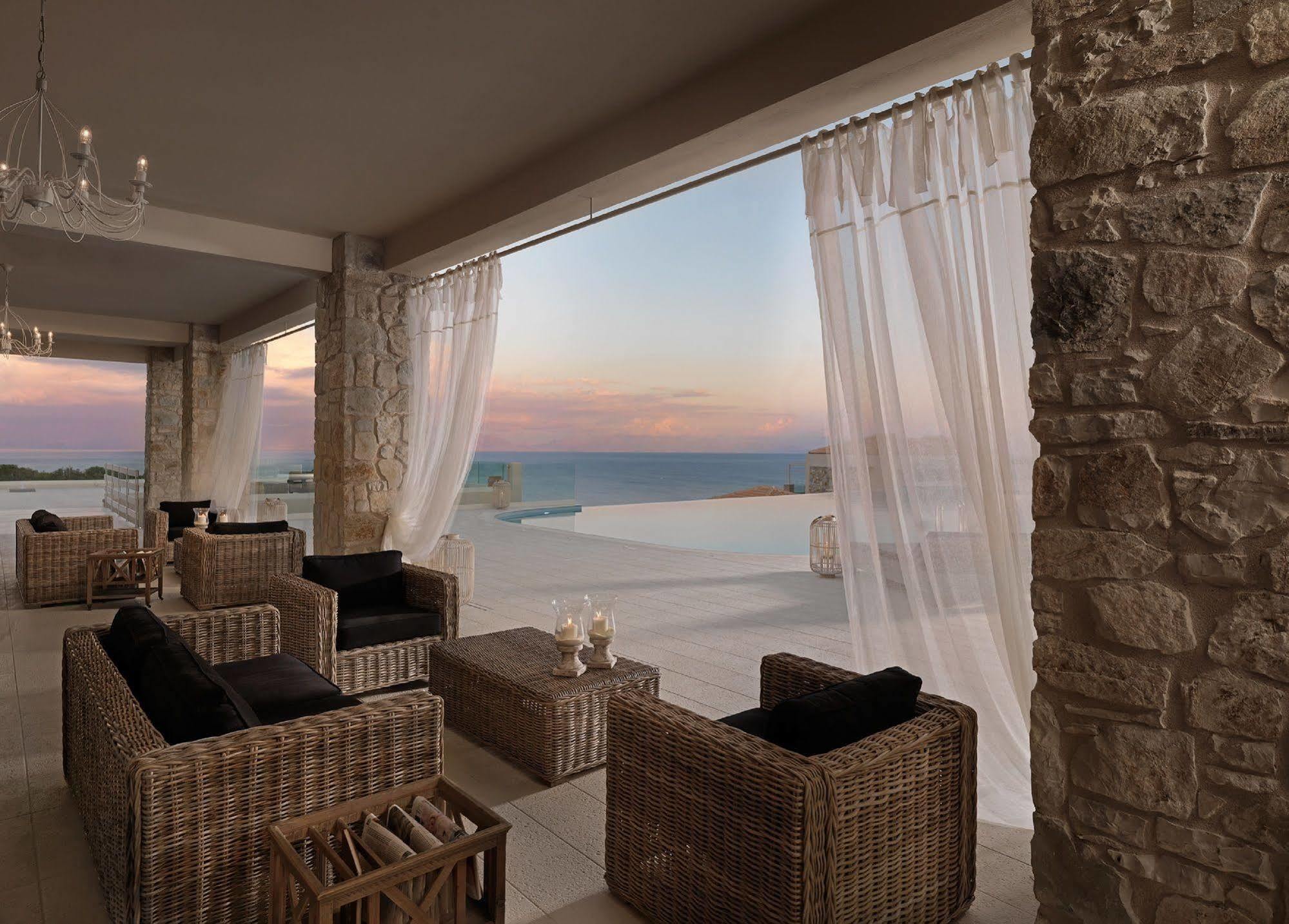 Camvillia Messinia 5* Vounária